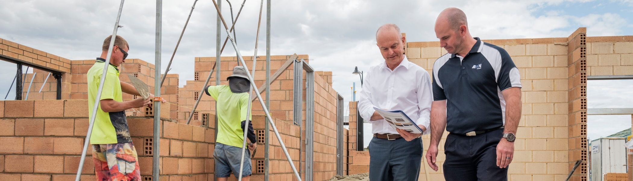Dale on site 2 - 2100 x 600