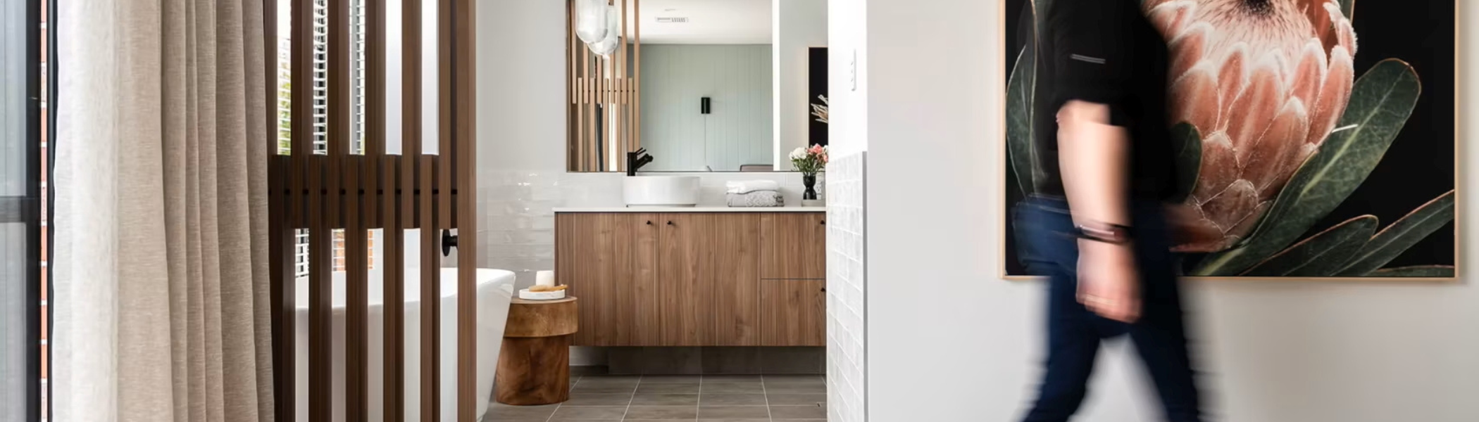 Home Assist - 2100 x 600