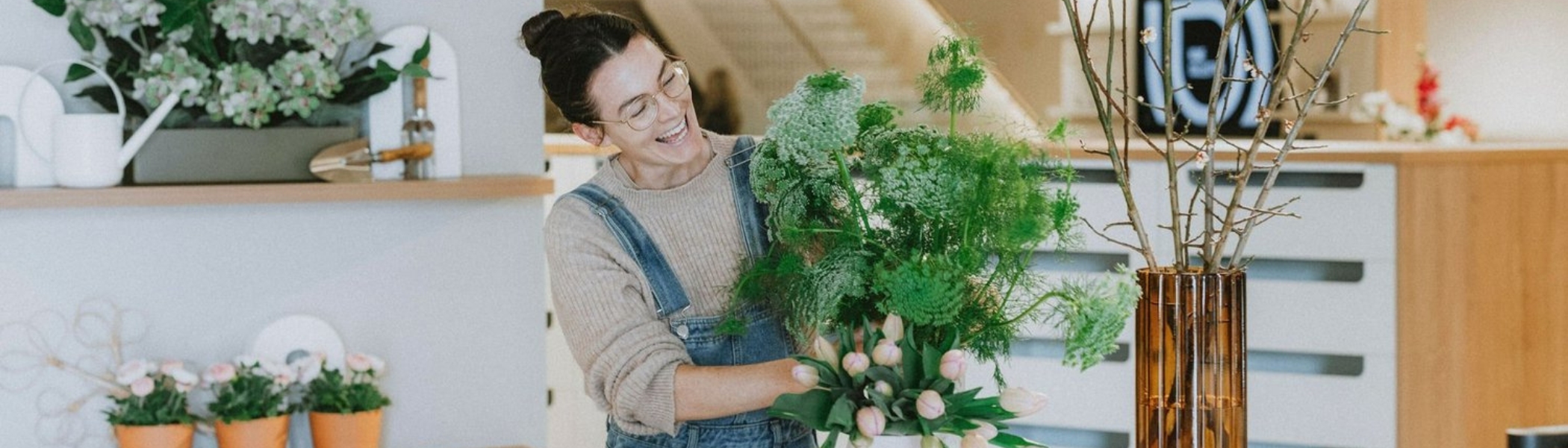 Home Collective flowers - 2100 × 600